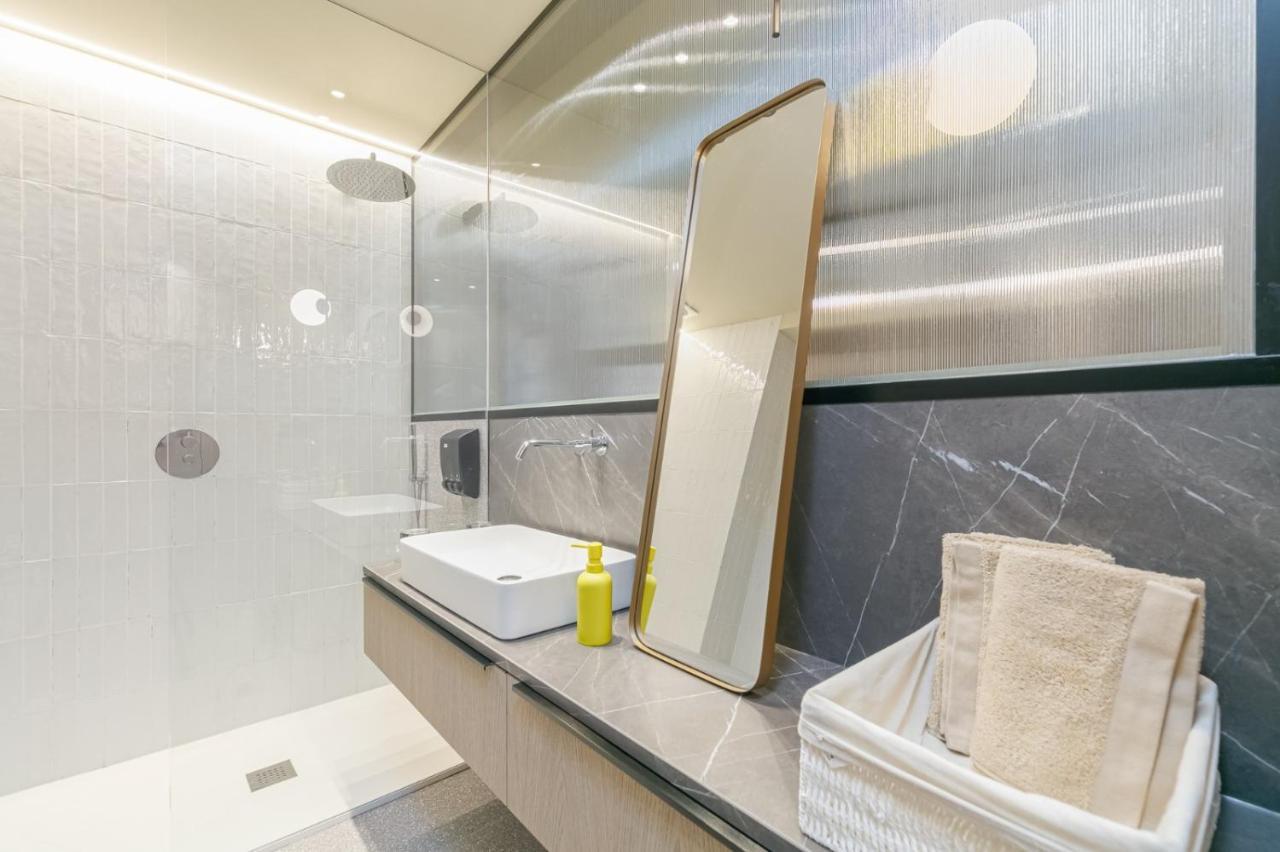 Suite De Lujo Puerta Del Sol+Parking Vigo Exterior foto